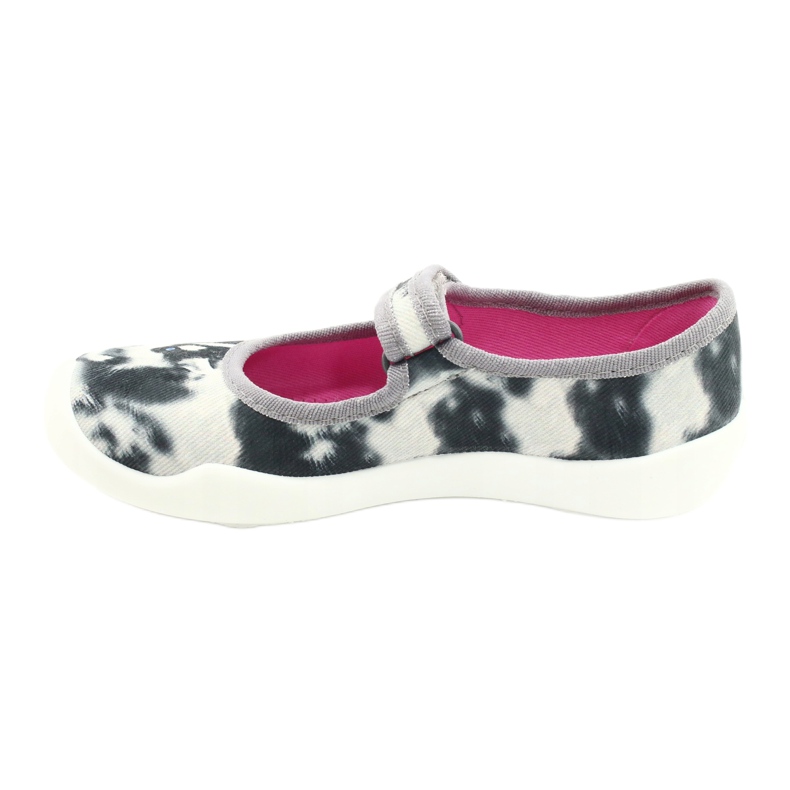 Dětské pantofle Befado 114x440 barevné s aplikací pro psy bílý 1 Dětské pantofle Befado 114x440 barevné s aplikací pro psy bílý 1