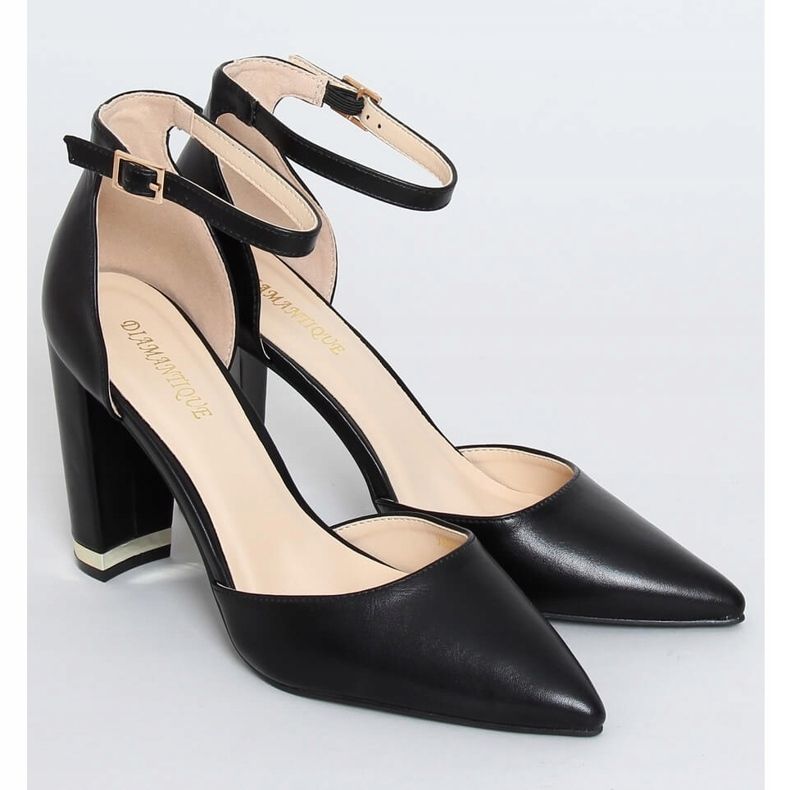 Čerpadla na sloupku černá X8077 černá 1