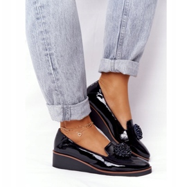 Elegantní boty na klínku Vinceza 10580 lakovaná černá 2