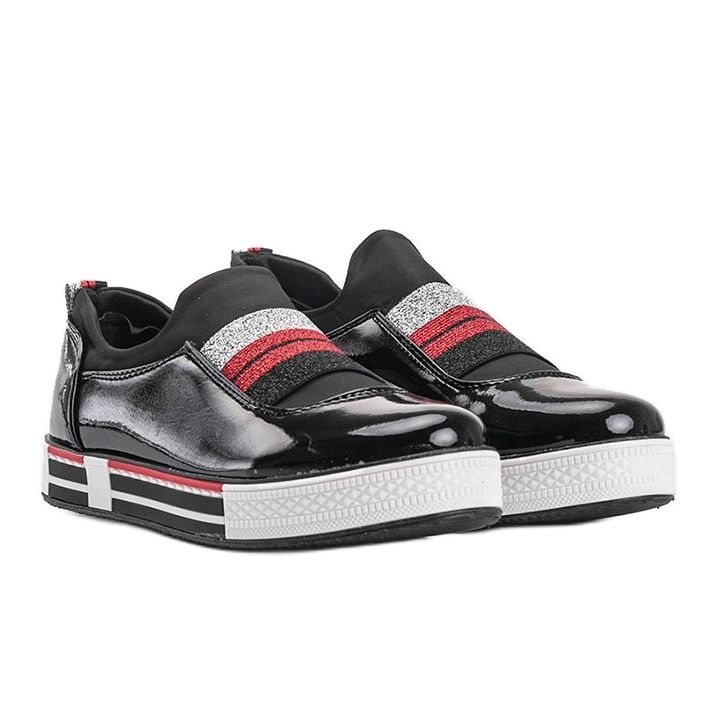 Černé patentované trenéry Jayde černá 1 Černé patentované trenéry Jayde černá 1