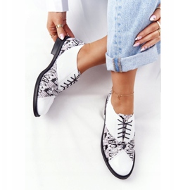 PV3 Dámské kožené boty Visconi 7439294 bílo-černé bílý černá 1