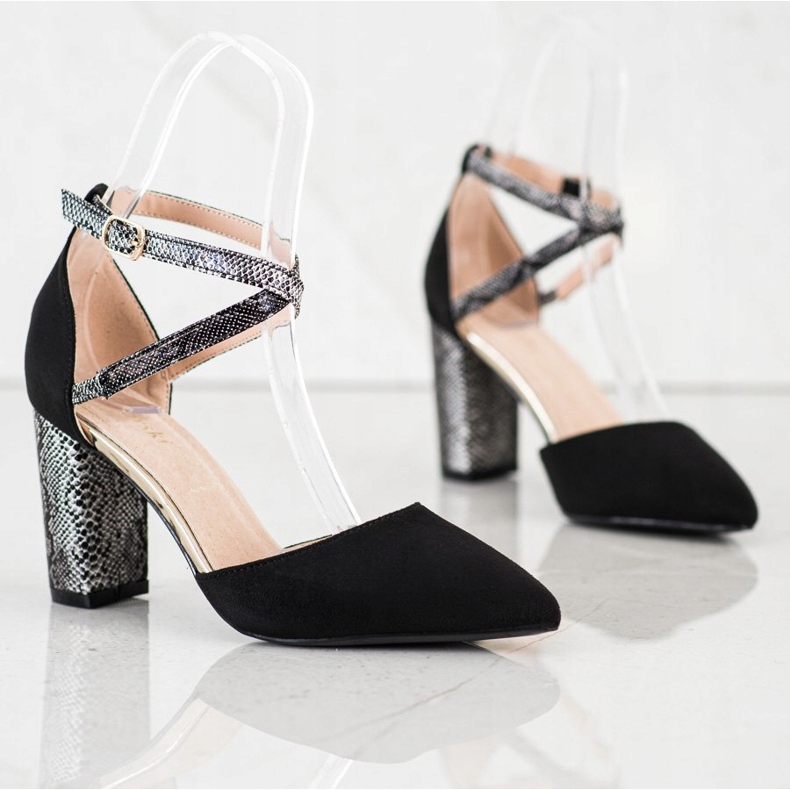 S. BARSKI Stylová čerpadla na pilíři černá 1