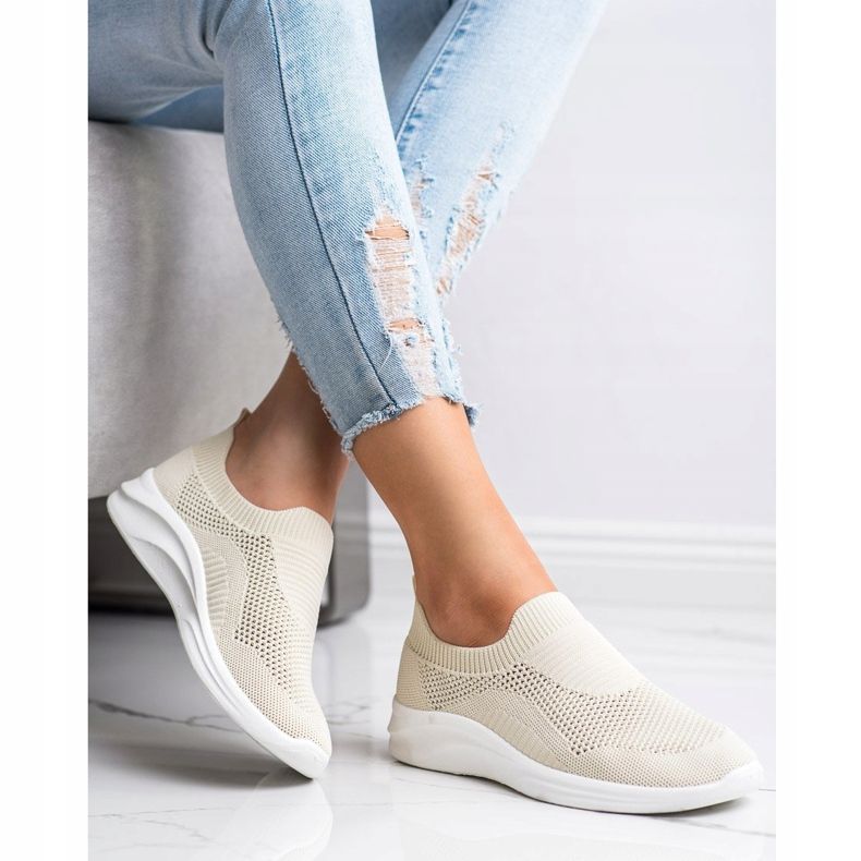 Ideal Shoes Béžové sportovní slipy hnědý 2