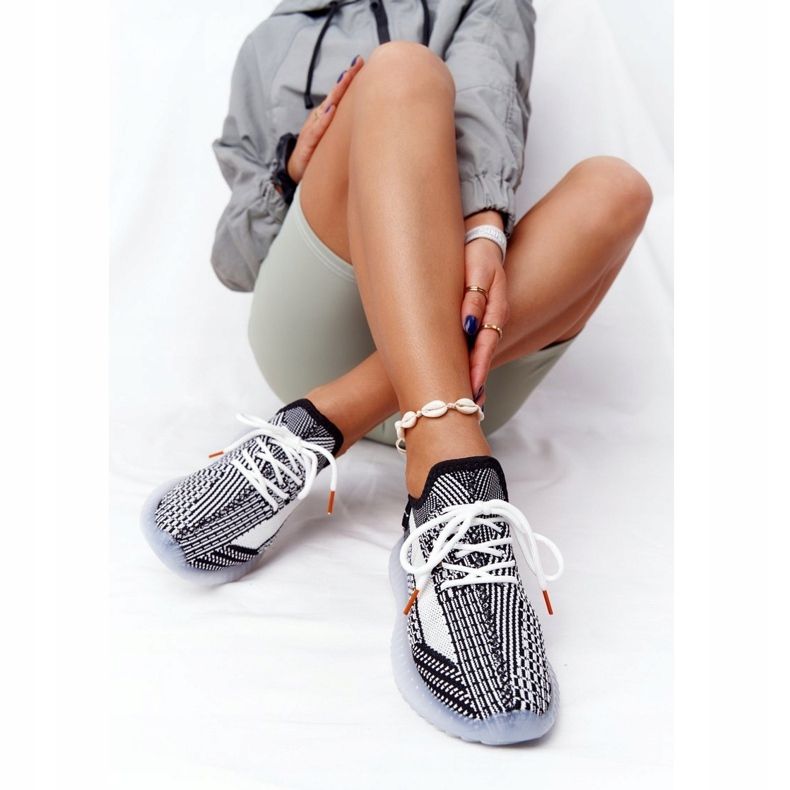 BM Sportovní boty na gelové podrážce černé Freestyler bílý 1