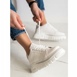 SHELOVET Bílé tenisky na platformě bílý 1