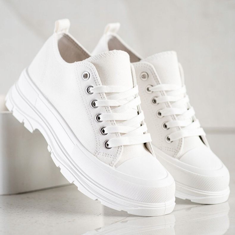 SHELOVET Bílé tenisky na platformě bílý 1