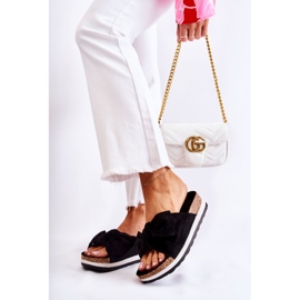 PS1 Černé pantofle na tak pohodlné platformě černá 2