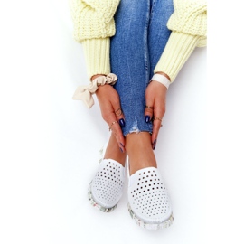 Prolamované kožené boty Maciejka bílé 03512B-11 bílý vícebarevný 1 Prolamované kožené boty Maciejka bílé 03512B-11 bílý vícebarevný 1