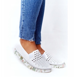 Prolamované kožené boty Maciejka bílé 03512B-11 bílý vícebarevný 2 Prolamované kožené boty Maciejka bílé 03512B-11 bílý vícebarevný 2