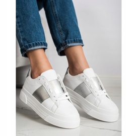 SHELOVET Tenisky S Eko Kůže Na Platformě bílý 1