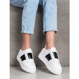 SHELOVET Tenisky S Eko Kůže Na Platformě bílý 1