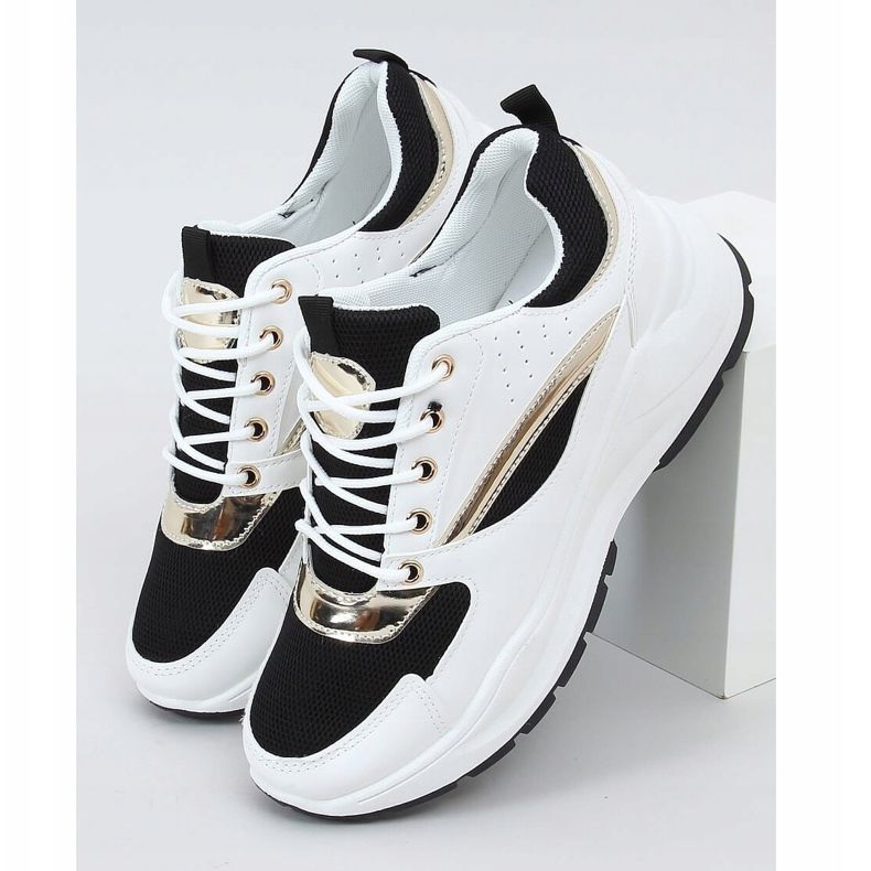Černá a bílá sportovní obuv 9795 Černá bílý černý zlatý 1