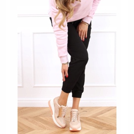 Růžová sportovní obuv RQ288 Růžová na skryté klínové patě růžový 1