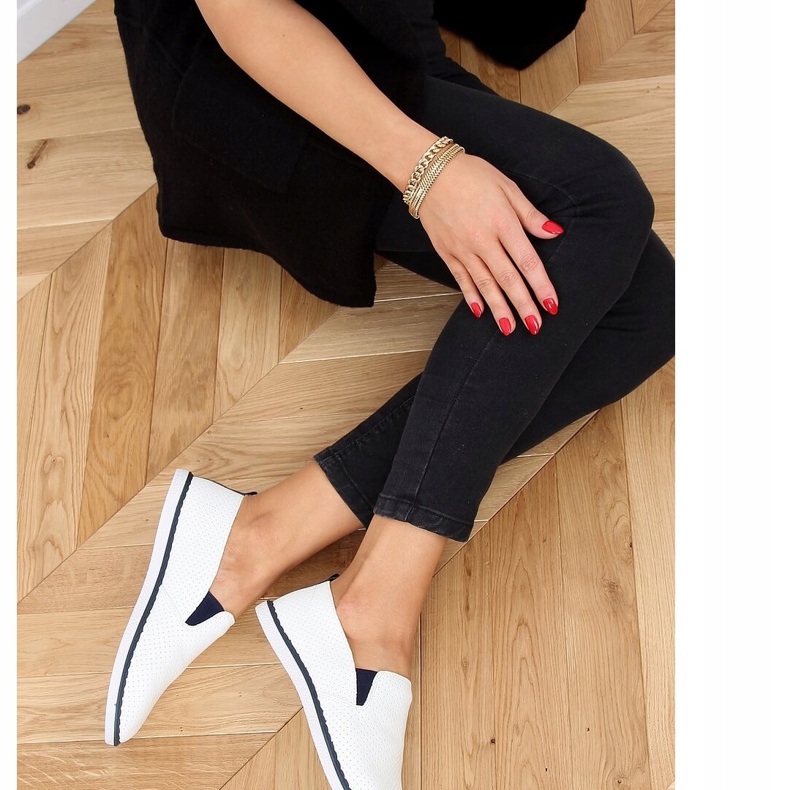 Nazouvací tenisky bílé AA620 Navy bílý 1 Nazouvací tenisky bílé AA620 Navy bílý 1