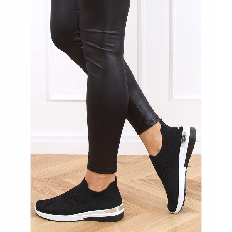 Černá sportovní ponožky G-362 Black černý 2