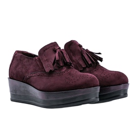 Kaštanové semišové brogues na klínu Makenzie červený 1