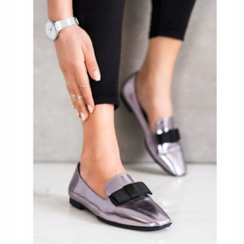 Sergio Leone Klasičtí lordi s mašlí stříbrný 2 Sergio Leone Klasičtí lordi s mašlí stříbrný 2