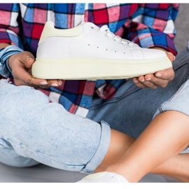 SHELOVET Tenisky Na Zelené Platformě bílý zelený 1