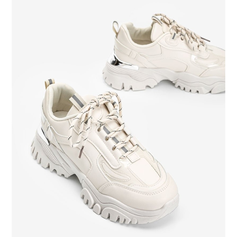 Béžové tenisky s kovovými vložkami Ansley béžový 2