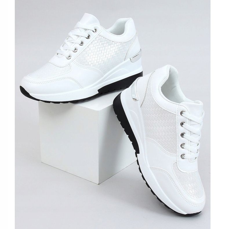 Bílé sportovní boty MY-2717 Bílé na skryté klínové patě bílý 1 Bílé sportovní boty MY-2717 Bílé na skryté klínové patě bílý 1