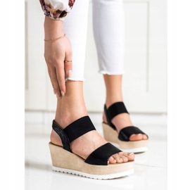 Seastar Zářící sandály na klínku černá 1