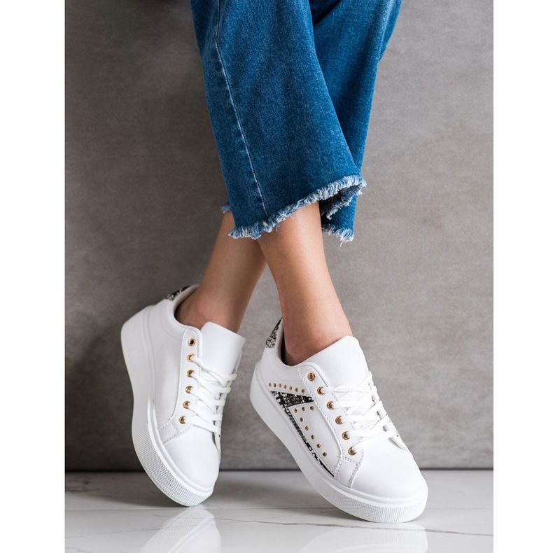 SHELOVET Bílé tenisky na platformě bílý černý 2