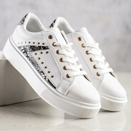 SHELOVET Bílé tenisky na platformě bílý černý 1