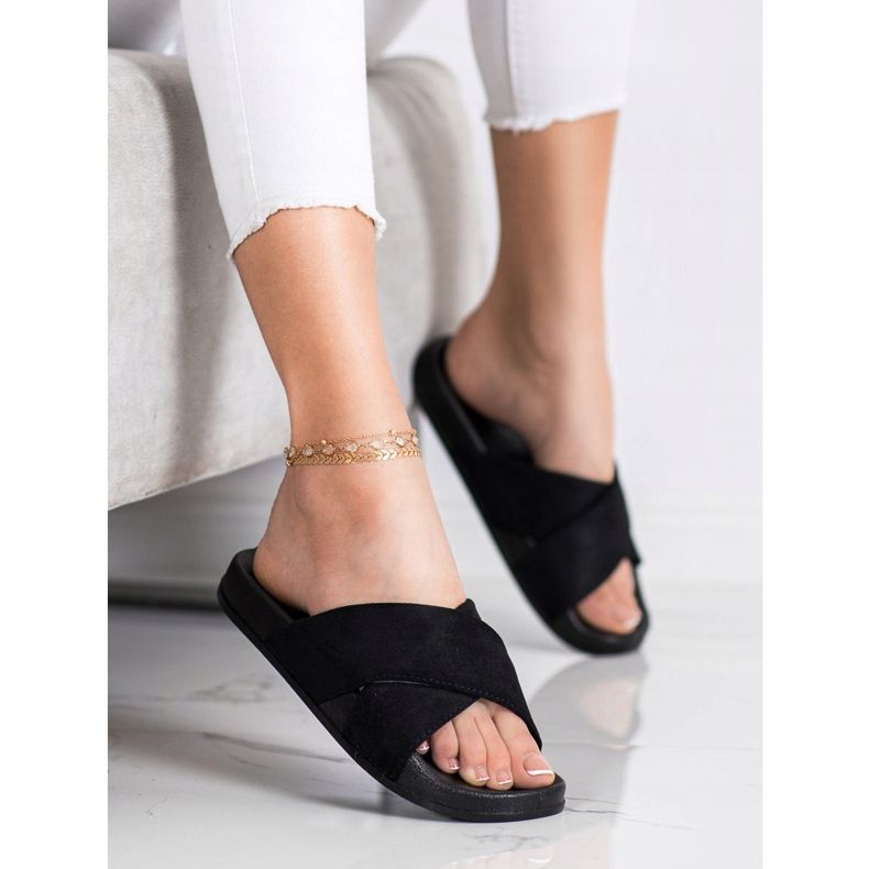 Pohodlné třpytivé pantofle VINCEZA černá 1