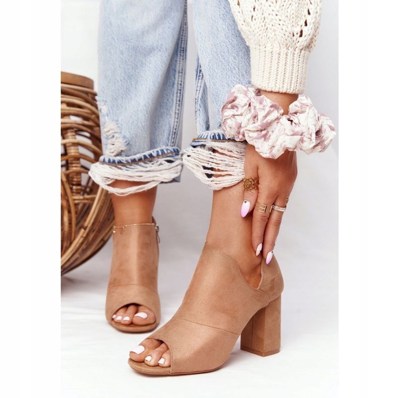 Jarní semišové boty na sloupku Vinceza 21-17095 béžové béžový 2