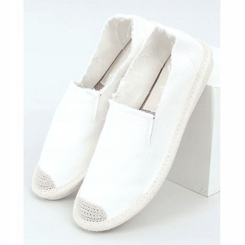 Bílé espadrilky pro ženy 7105 White bílý 1