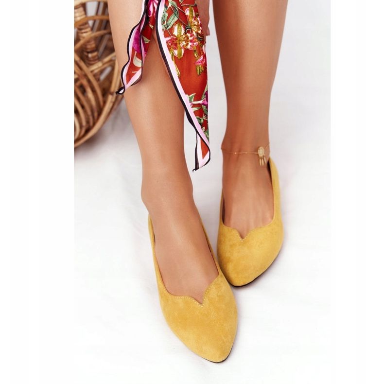 Žluté mokasíny na zlatých podpatcích Vinceza 21-10601 žlutá 1