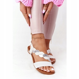 Kožené sandály Vinceza 21-17117 bílé a stříbrné bílý stříbrný 2