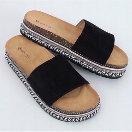 Černé korkové pantofle 218-211 černé černá 1 Černé korkové pantofle 218-211 černé černá 1