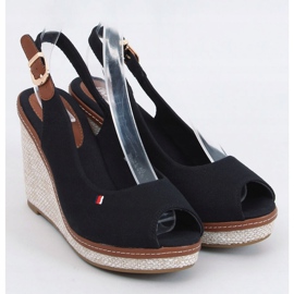 Černé sandály na klínku BL-71 Black černý 1