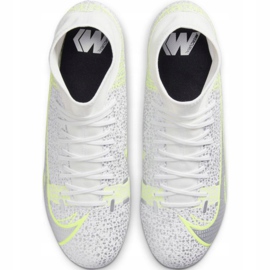Kopačky Nike Mercurial Superfly 8 Academy FG / MG M CV0843 107 šedá stříbro 1