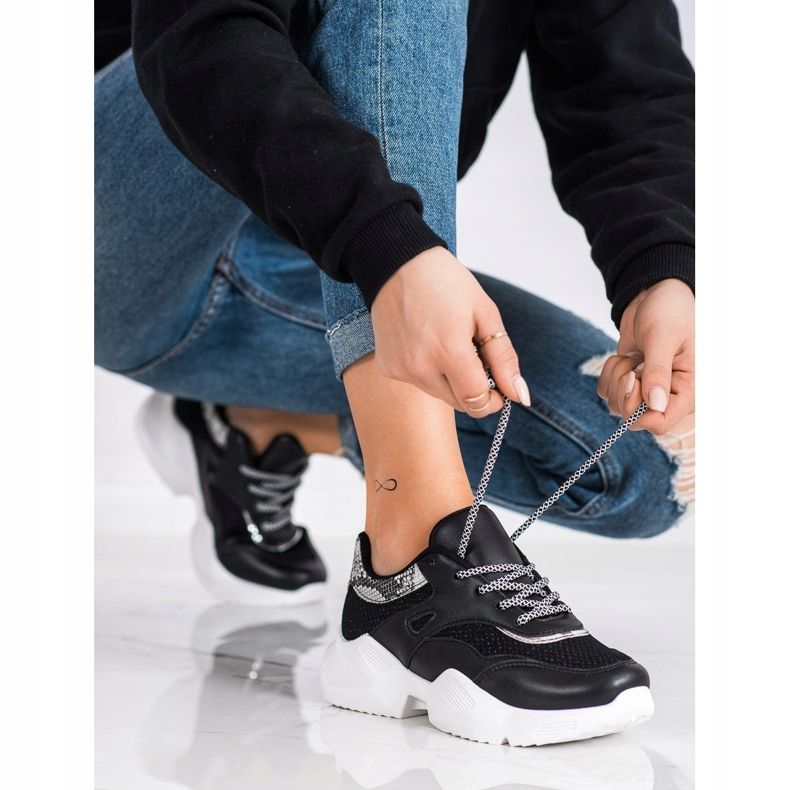 SHELOVET Černé tenisky s potiskem hada černá 2