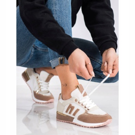 SHELOVET Sportovní obuv se síťovinou béžový bílý zlatý 1