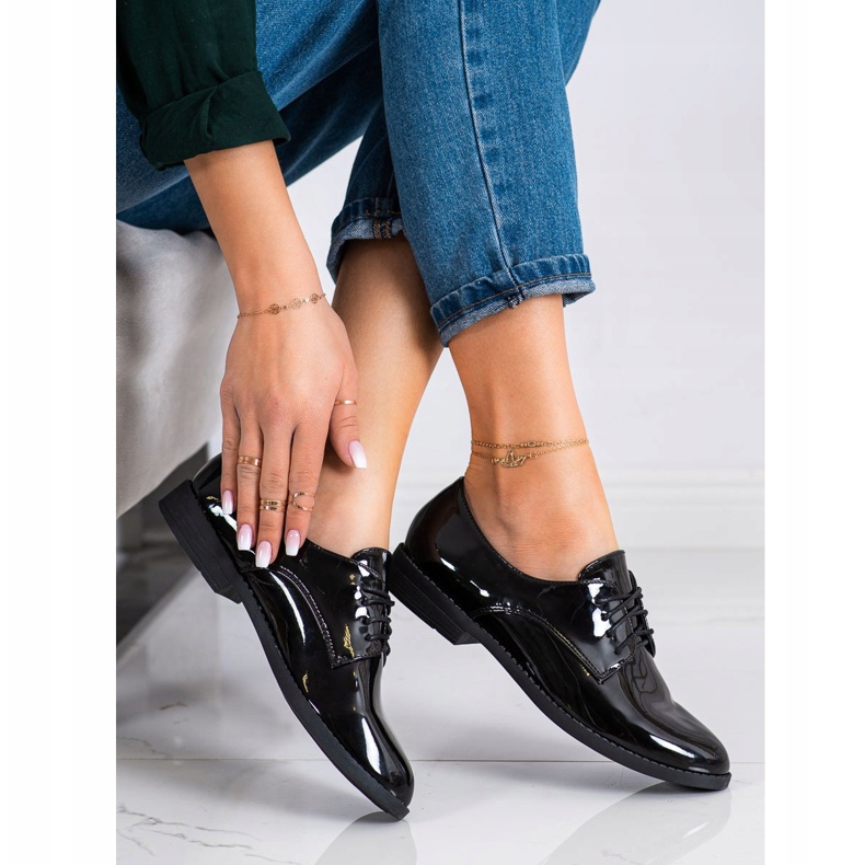 SHELOVET Klasické šněrovací boty černá 1