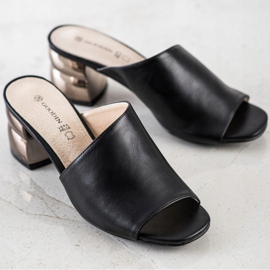 Goodin Pantofle s ozdobnou patou černý 1