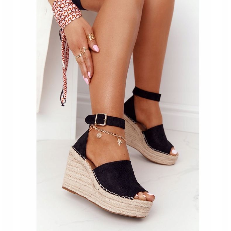 MSMG Černé klínové sandály Makenna s copánky černá 1