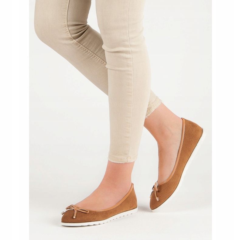 Small Swan Velbloudí baleríny hnědý 2