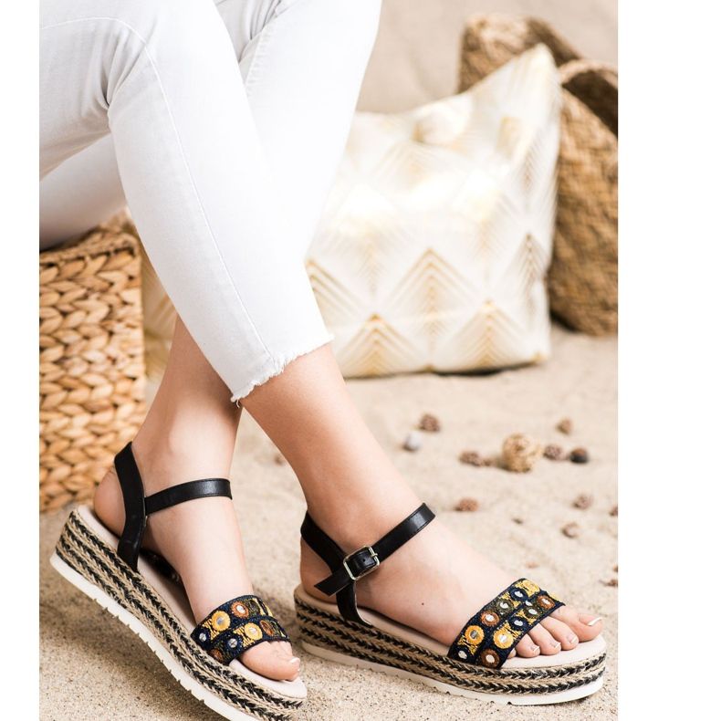 SHELOVET Sandály Na Platformě černá 2