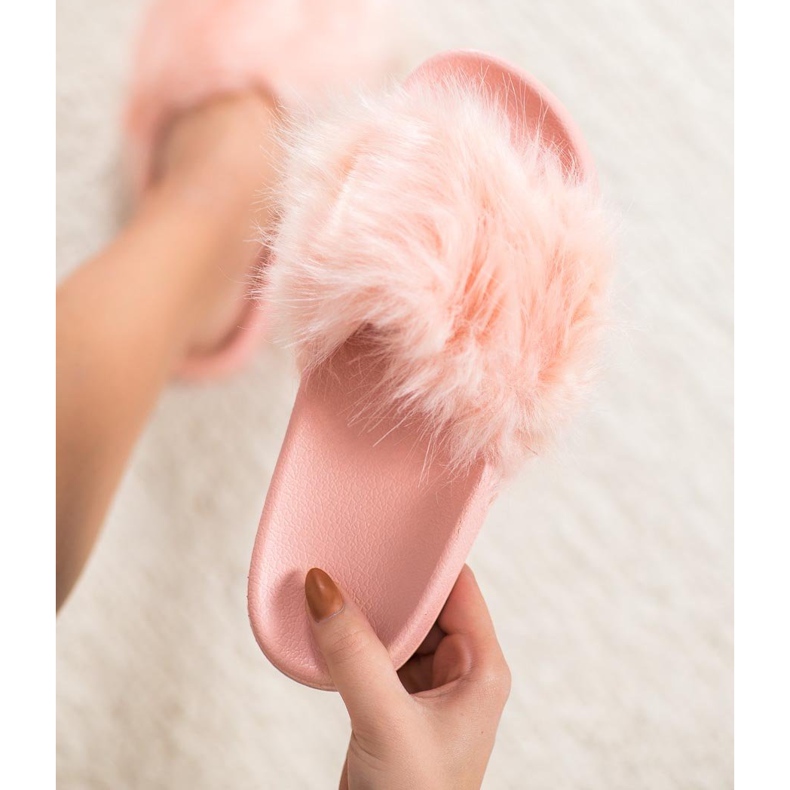 SHELOVET Gumové pantofle s kožešinou růžový 2