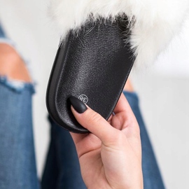 SHELOVET Pohodlné kožešinové pantofle bílý 2