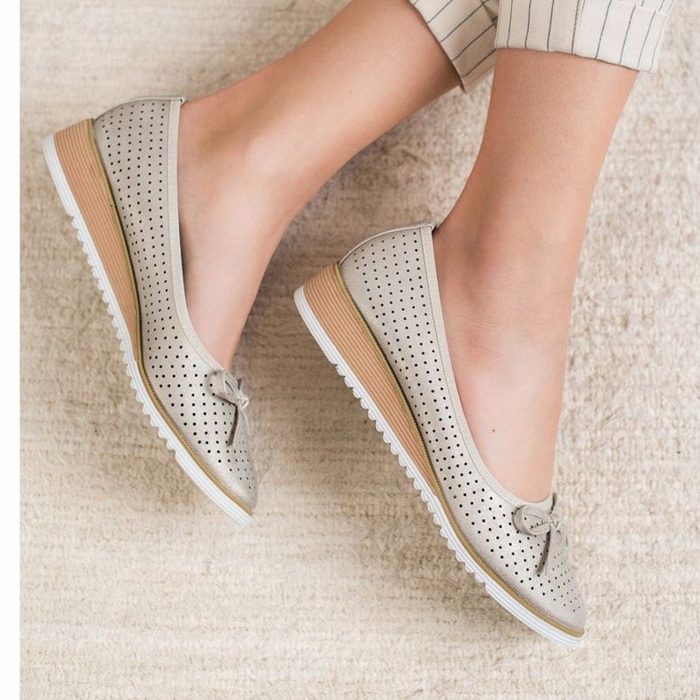 Goodin Prolamované klínové pumpy zlatý 2