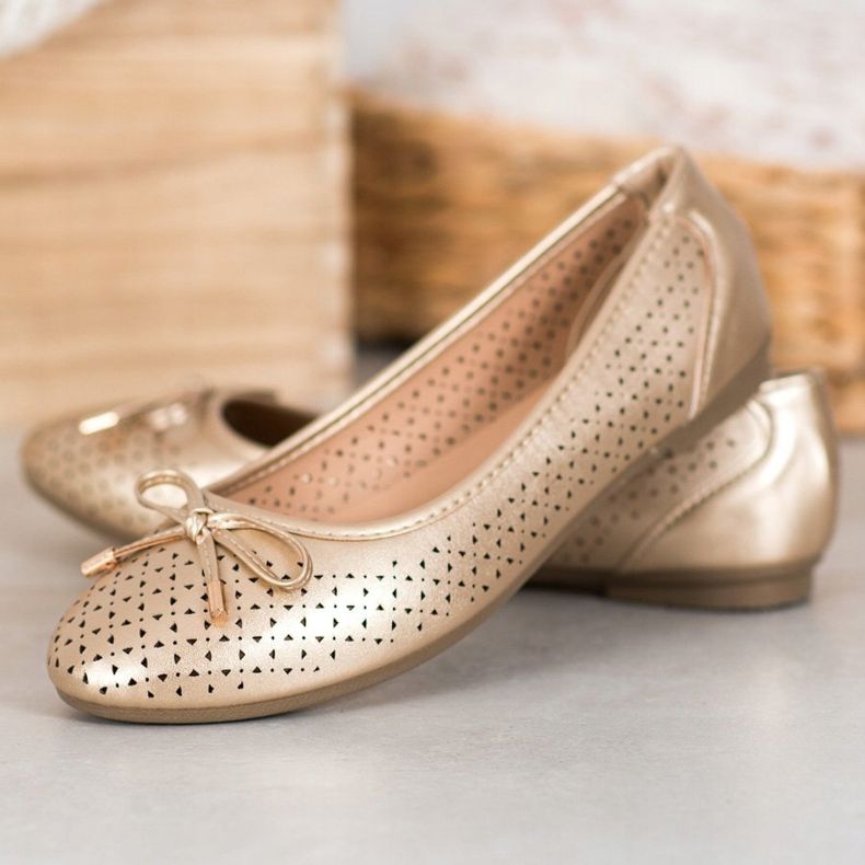 SHELOVET Prolamovaná baletka s eko kůží zlatý 1