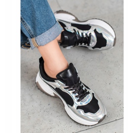 SHELOVET Módní tenisky s efektem Holo černá stříbrný 1