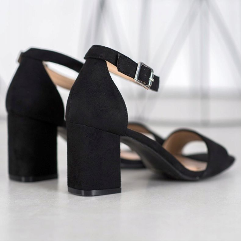 Klasické sandály VINCEZA černá 1