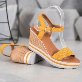 Weide Módní semišové klínky žluť 1