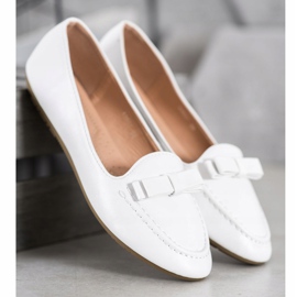 SHELOVET Bílí páni s eko kůží bílý 1